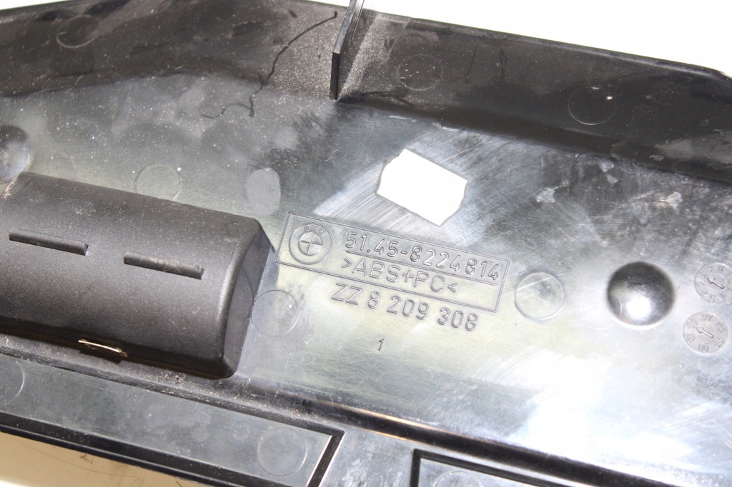 фото №7, Bmw e46 защита pod консоль пассажира eu 8224814 pod бардачок