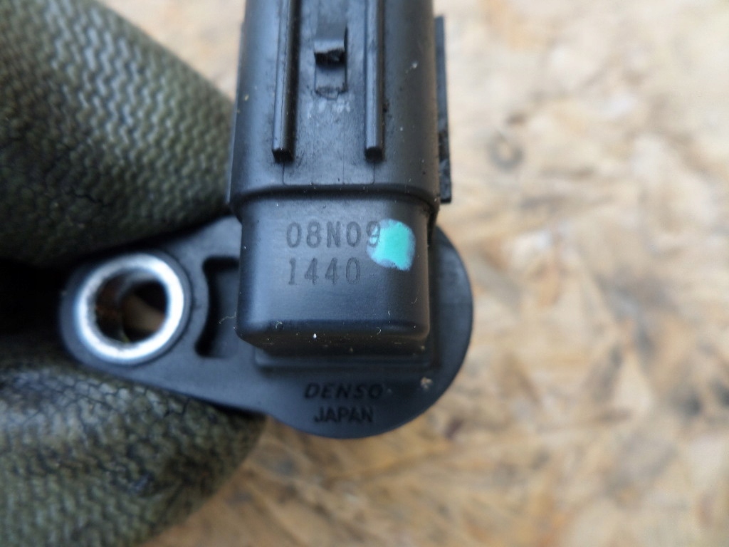 фото №7, Датчик вала распределительного вала toyota avensis t27 d4d 1ad auris rav 4 corolla verso