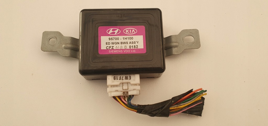фото №1, Модуль парковки pdc kia оригинальный номер 95700-1h100