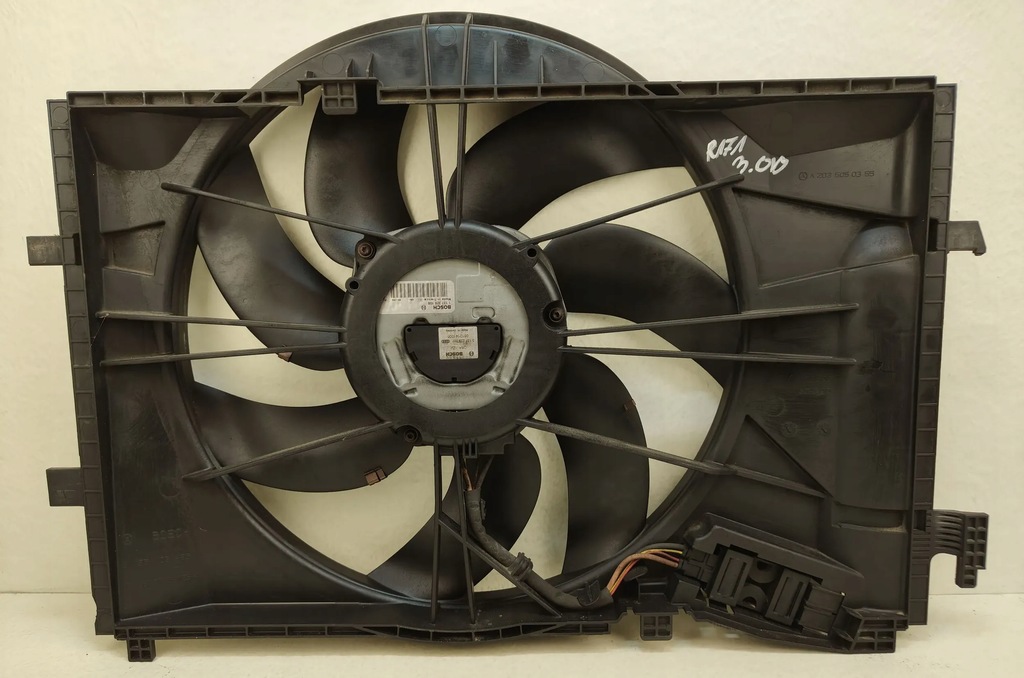 фото №3, Mercedes slk r171 3.0 v6 вентилятор радиатора a203 5000593