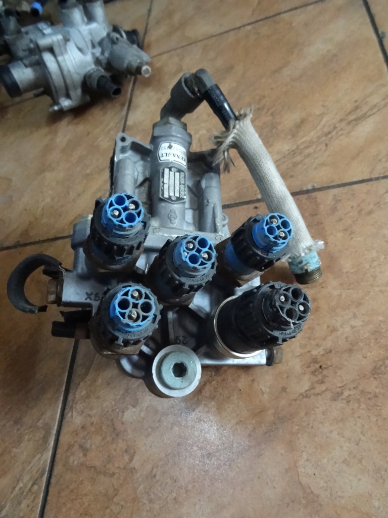 Renault premium 220dci клапан 5010525450 ae4625 k000516 bez трубки в Украине