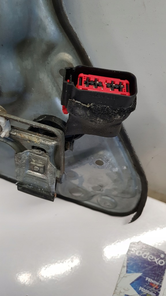 фото №9, Динамик механизм стекло правый задняя volvo v50