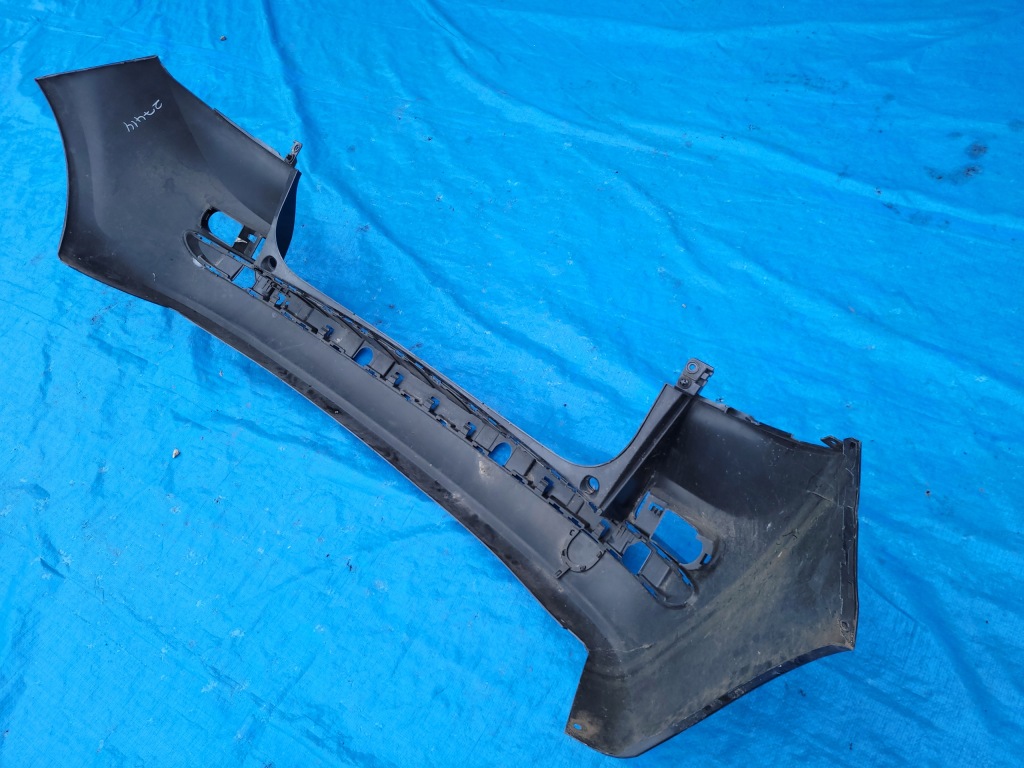 Renault clio 3 | бампер задний задний универсал 8200582944 | 0695 Цена