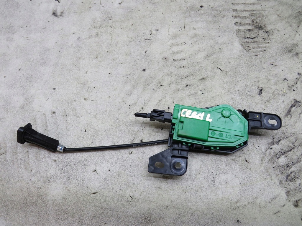 фото №1, Засувка кришка заливної пального kia ceed ii