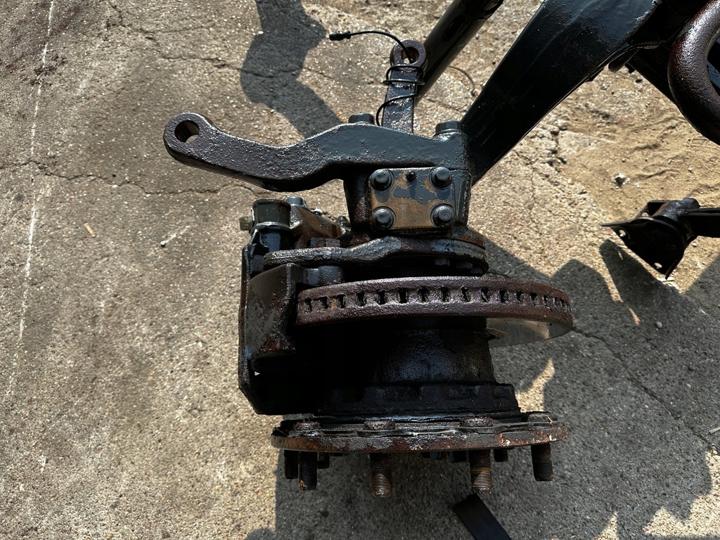 фото №8, Oś передняя балка ступица рессора поворотный кулак stralis