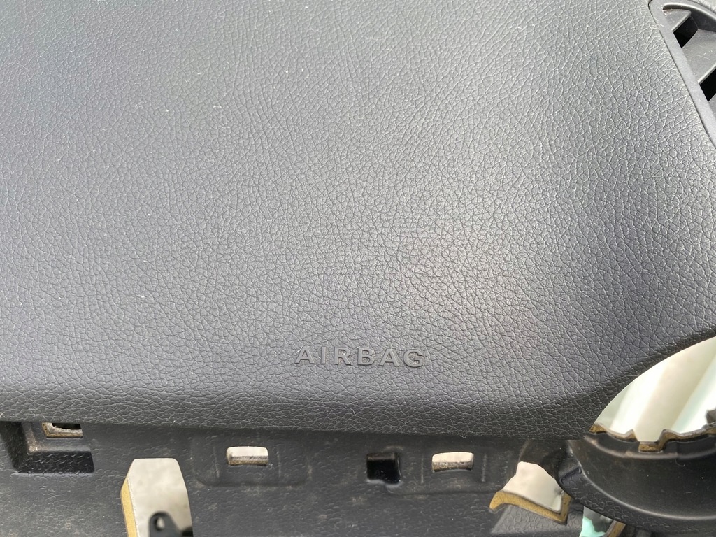 фото №9, Mercedes glb x247 приборная панель консоль приборная панель подушки безопасности воздушные подушка безопасности ремни pas