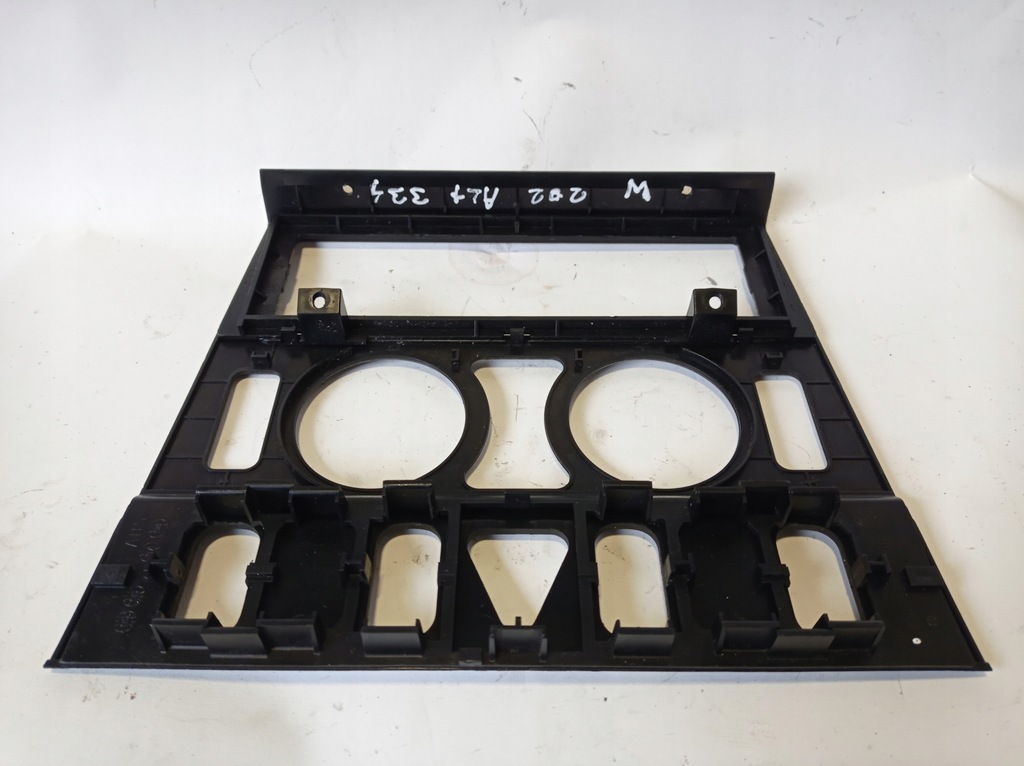 фото №7, Рамка dekor радио консоли mercedes w202 2106830100