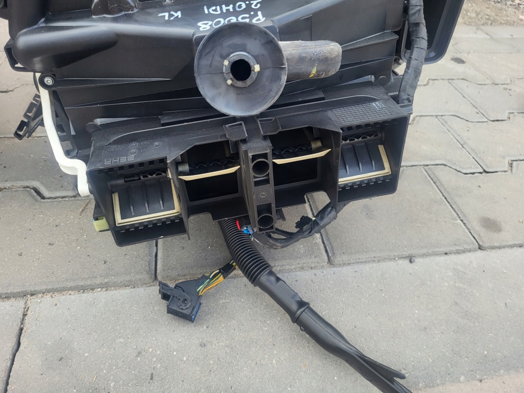 Купить Комплектная отопитель peugeot 5008 i европа