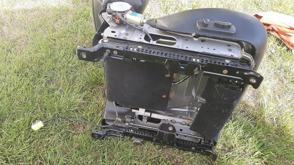 фото №10, Сиденье правый пассажира nissan murano z50