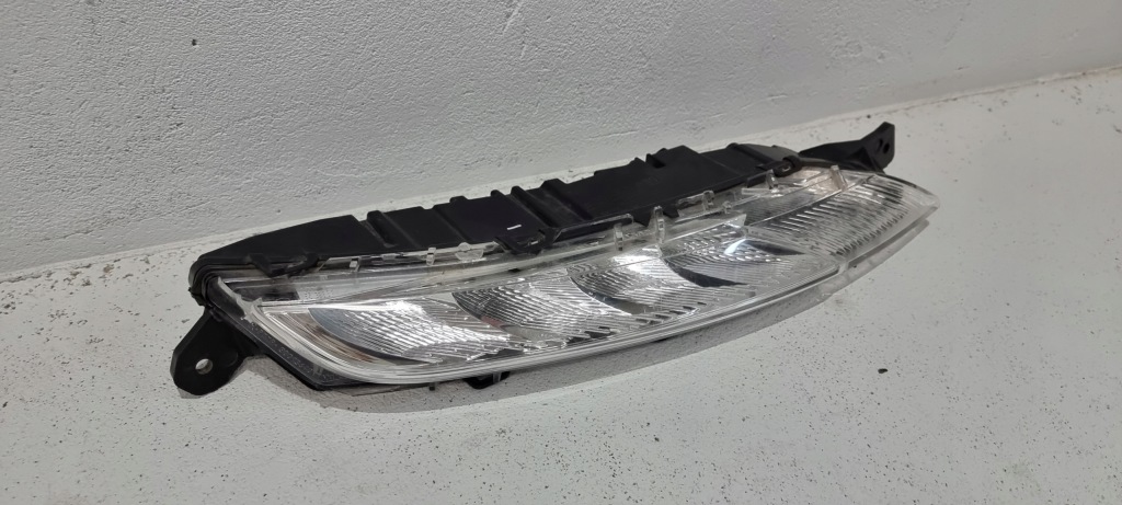 Фара фонарь  led drl правое citroen c4 picasso 2 14- Цена