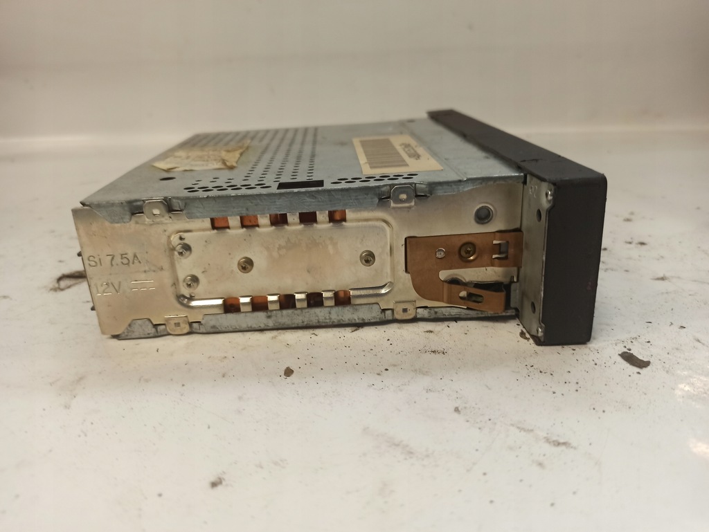 фото №10, Audi a6 c5 lift радиопроигрыватель радио concert 4b0035186q