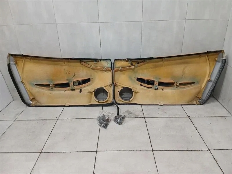 Карта дверей передніх ferrari 360 f131 657073 набір 2 панелі дверей передній в Україні