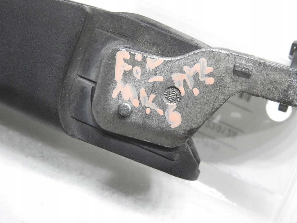 фото №6, Рычаг дворники крышки ford fiesta mk7