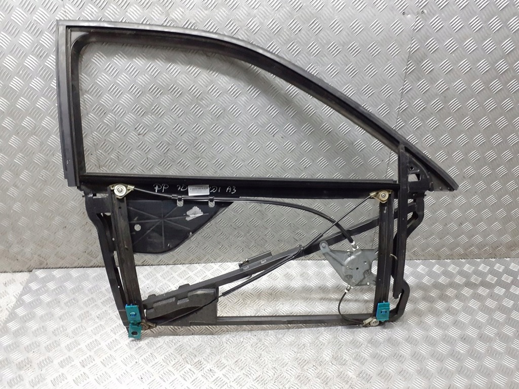 фото №1, Рамка двері правий перед 3d audi a3 8l