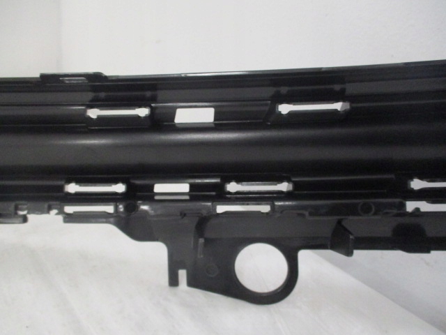 фото №11, Citroen c4 spacetourer кронштейн logo решётка радиатора решётка радиатора