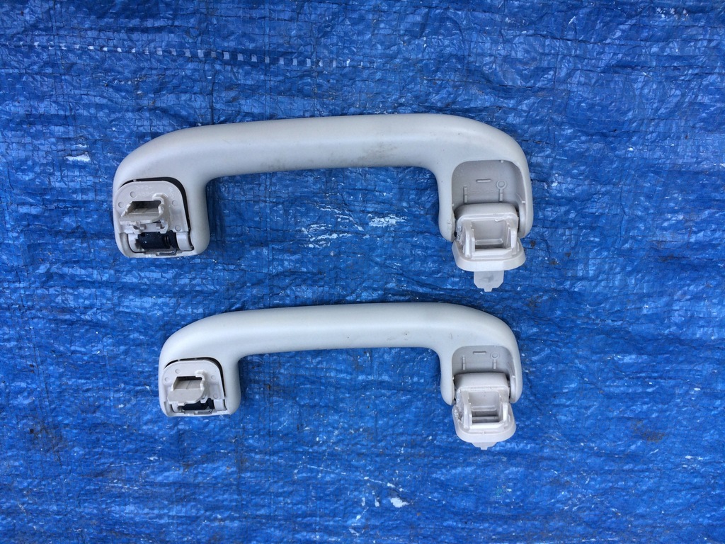 фото №2, Toyota camry viii xv70 ручка стельовий