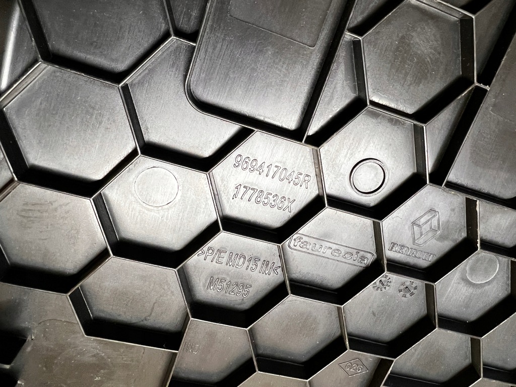 фото №4, Защита заглушка обивка обшивка renault scenic iv