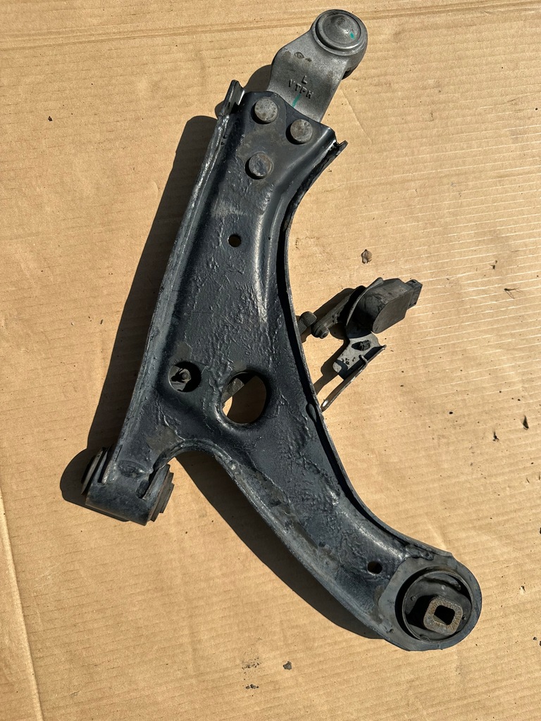 фото №7, Volvo xc40 рычаги передние комплект