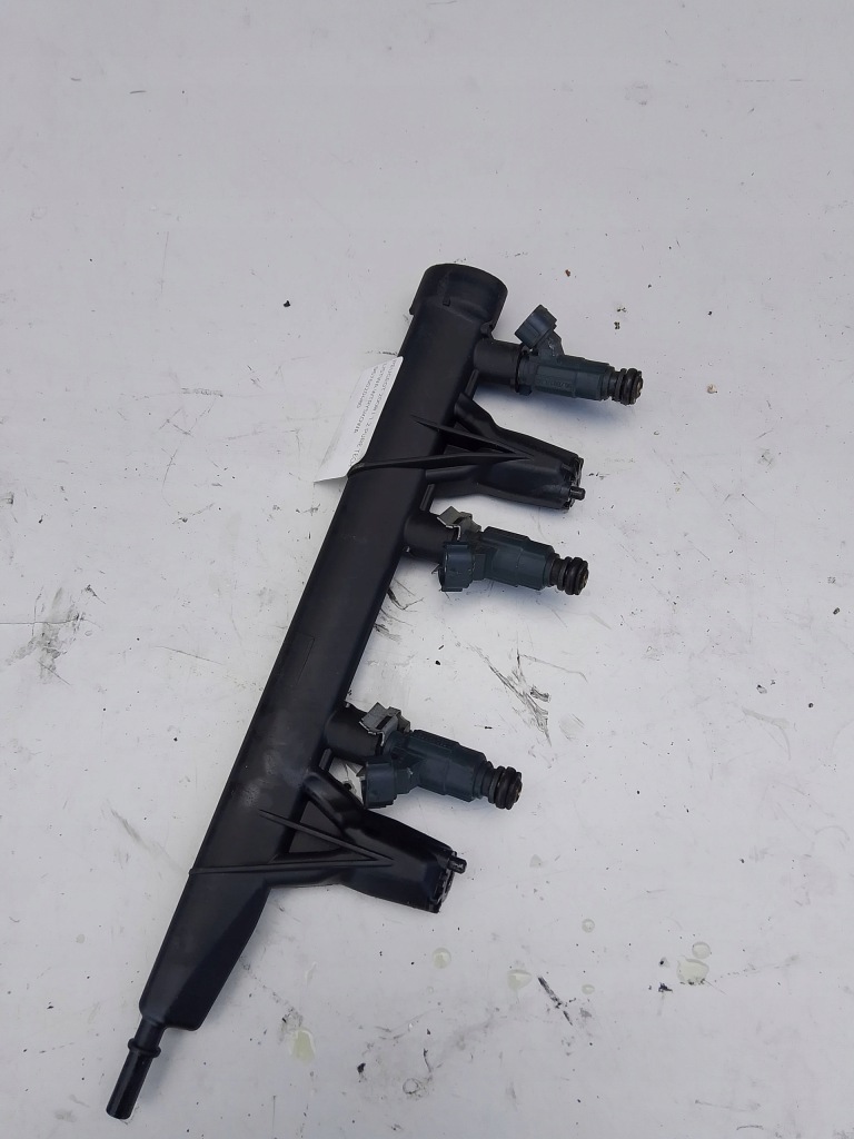 фото №1, Peugeot 2008 i 1.2 pure tech молдинг упорскування 96760200480