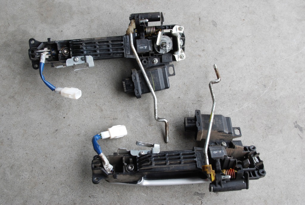 фото №3, Ручка двері l/p перед toyota rav4 iii keyless uk