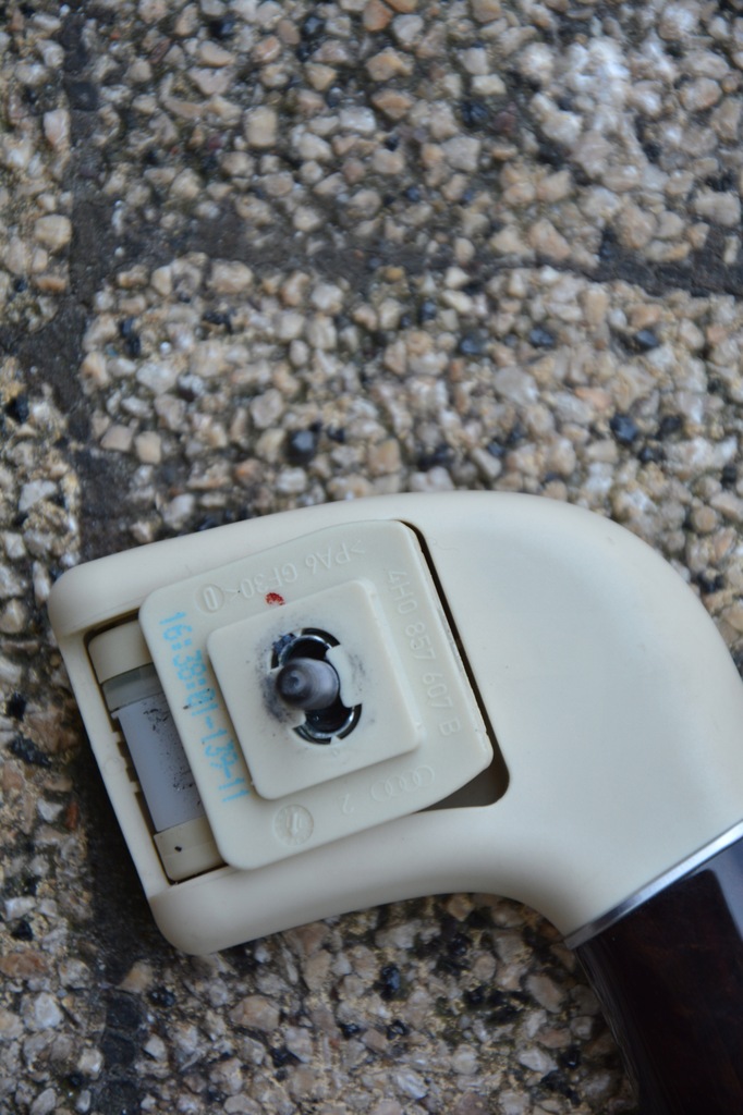 фото №7, Ручка потолочный drewno audi a8 d4 4h0857607b 07c