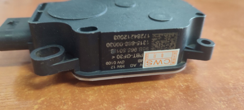 Моторчик жалюзи воздуха радиатора 95b965501 a / aa / b / f / h / s Киев