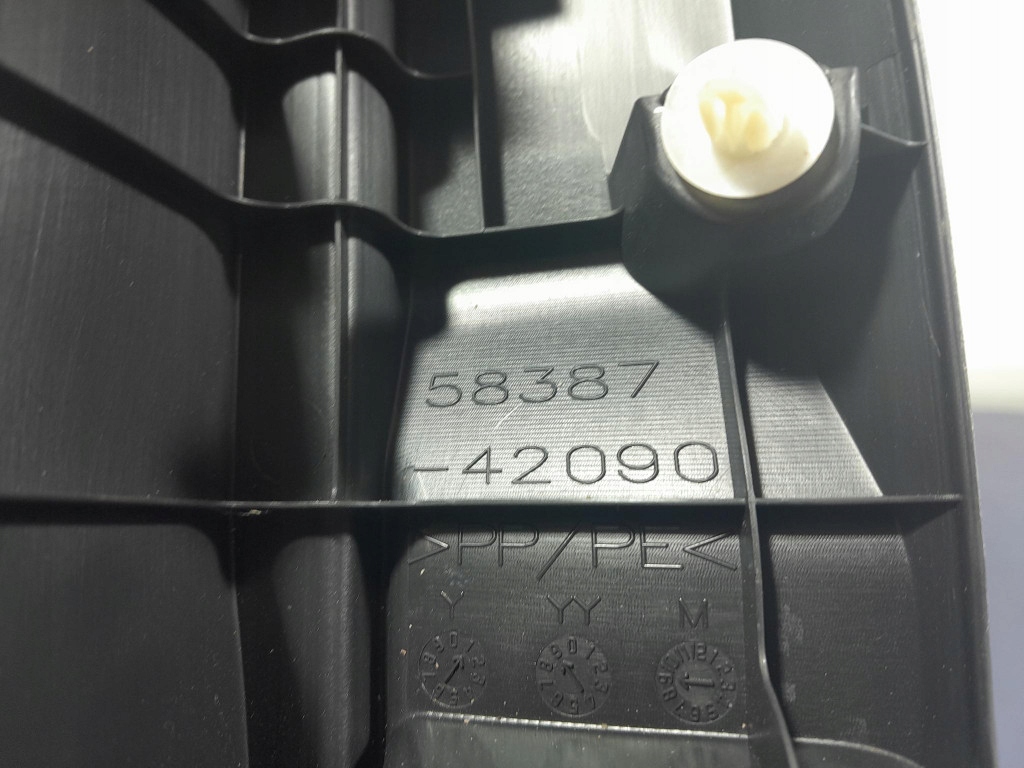 фото №8, Toyota rav4 v xa50 молдинг поріг багажника 58387-42090