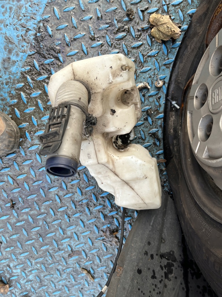 Купити Бачок склоомивача boxer ducato jumper 14-23 rok оригінал