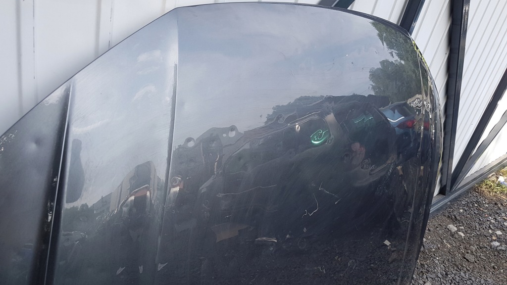 Audi q5 2 2 80a капот крышка двигателя нет отремонтированная оригинал с Разборки