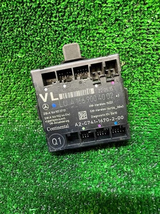 фото №1, Mercedes b w246 модуль дверь