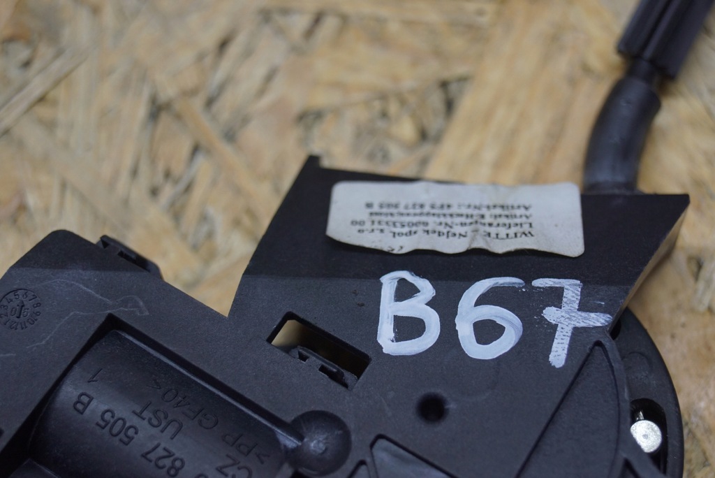 фото №6, Audi a4 b7 замок кришки багажника 4f5827505b