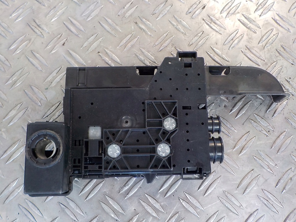 фото №1, Volvo s90 16-19 клемма плюсовая предохранитель модуль