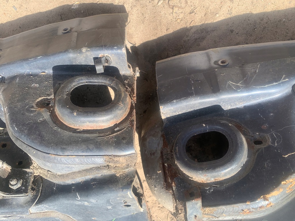 фото №1, Лонжерон чашка амортизатора punto ii 2