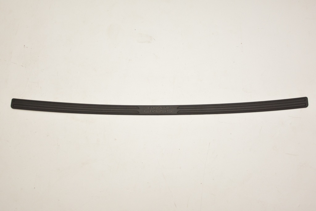 фото №1, Накладка бампера задняя corolla cross 2022r