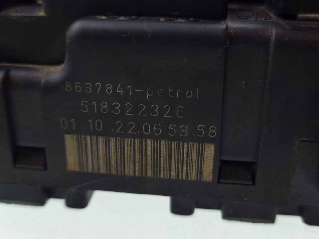 фото №3, Volvo s60 2003 рамка / модуль запобіжників