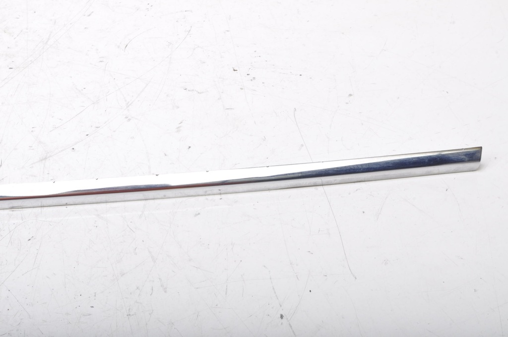 фото №2, Ford mondeo mk3 молдинг скло підвіконна лівий задня