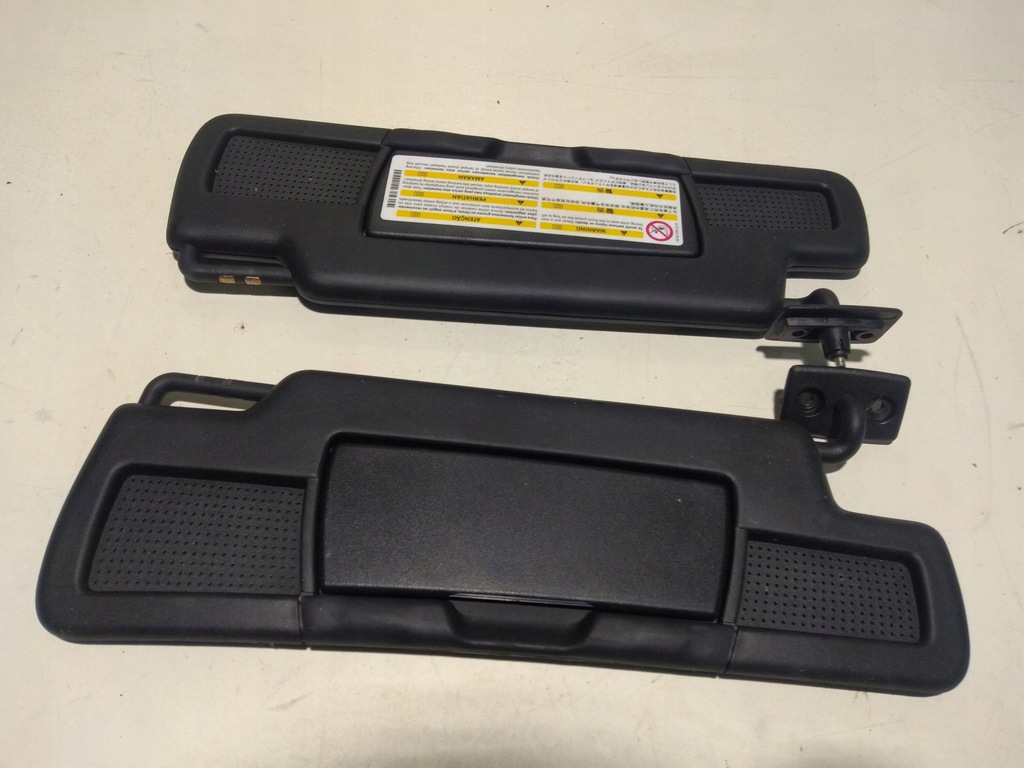 фото №2, Козырьки правый левый комплект mercedes slk r172