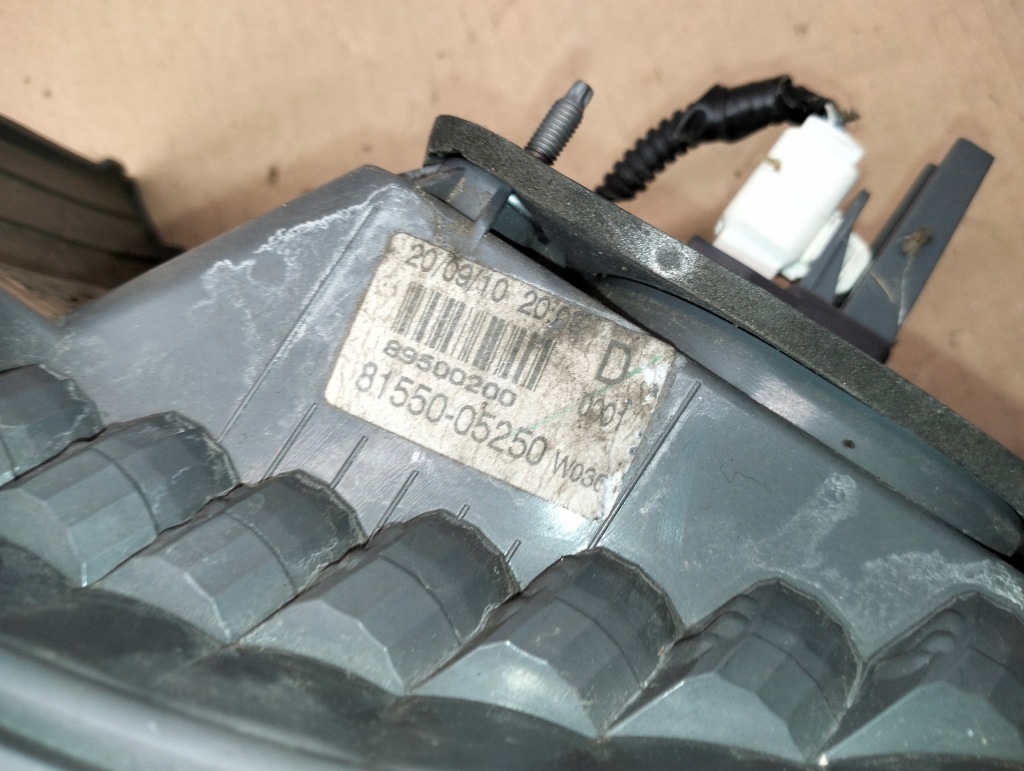 Фонарь  правый  задняя w крыло toyota avensis t27 седан lata 2009-2011 led с Разборки