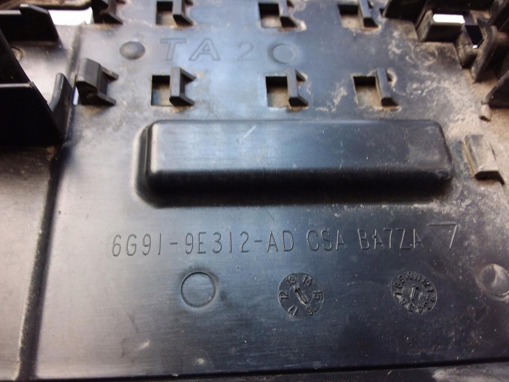 фото №8, Volvo v60 i защита пластиковая трубопровод топлива