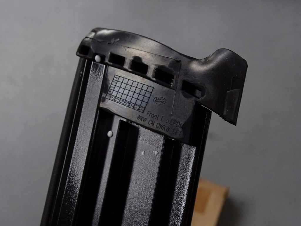 фото №7, Nowa молдинг кровельная панорама range rover sport l40