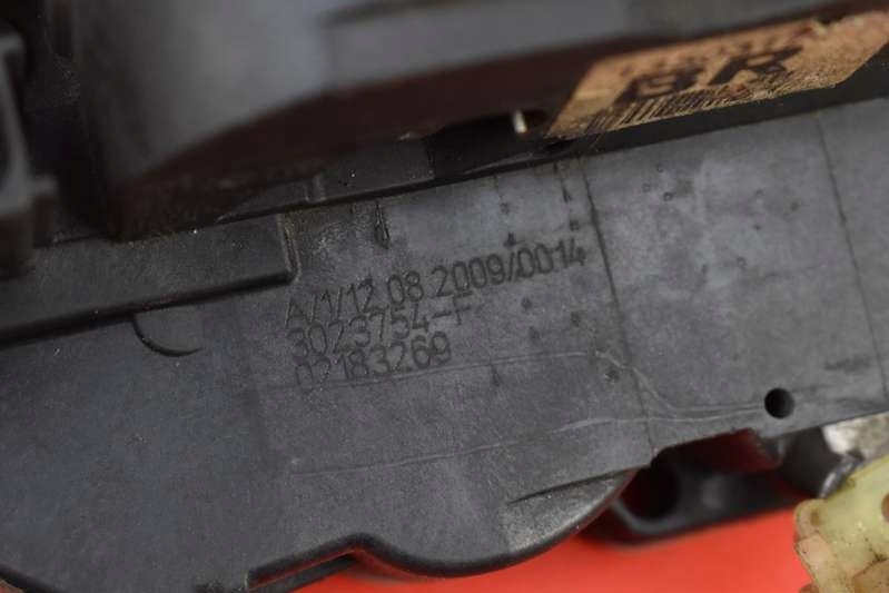 фото №9, Замок дверь правый задняя задний 13503178 chevrolet cruze 1 i j300 sedan 09-12