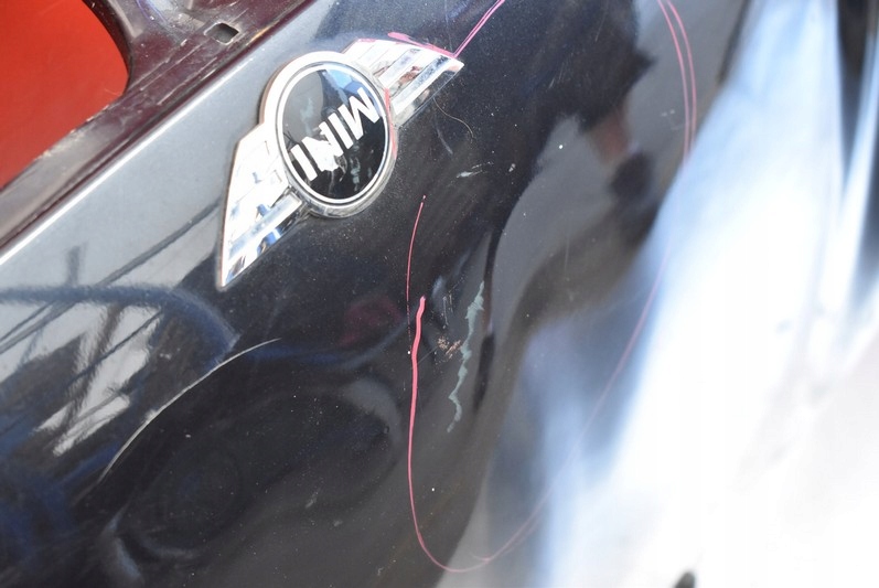 Капот крышка двигателя черная mini cooper 1 1 01-08 с Разборки