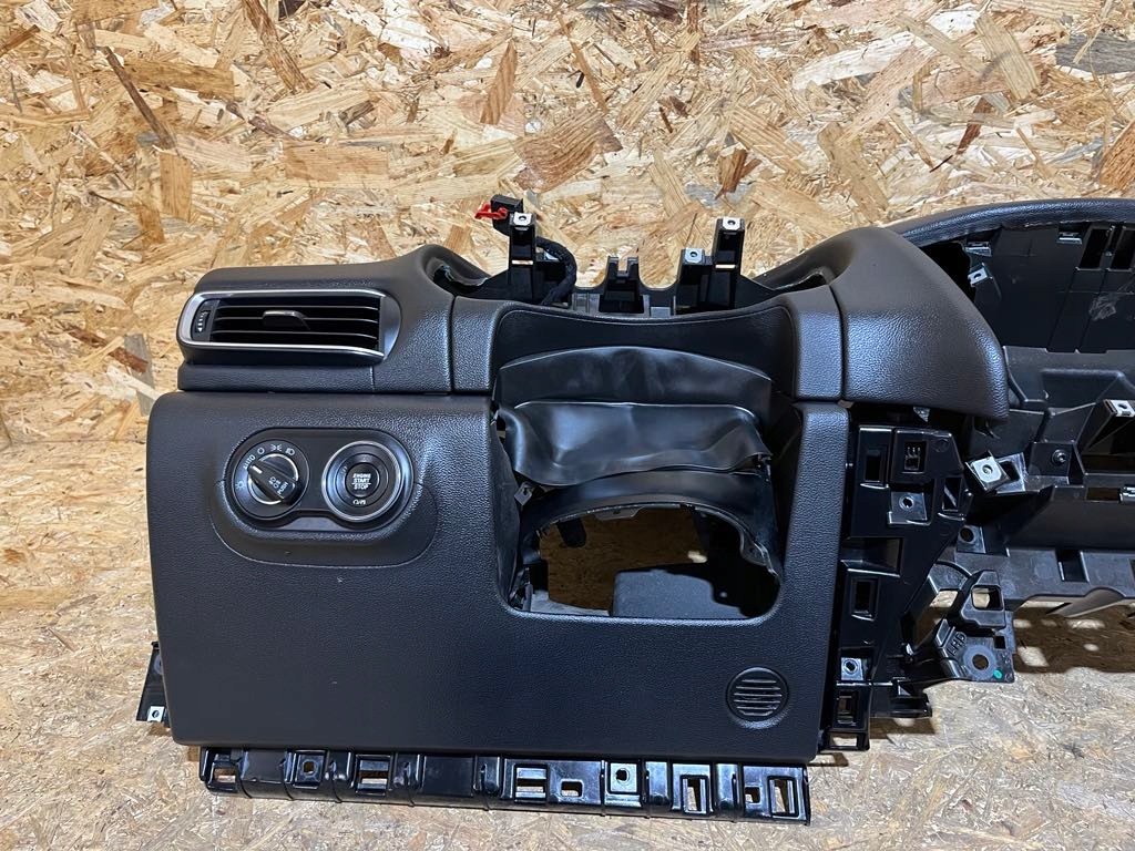 фото №9, Консоль панель приладів подушка безпеки ремені maserati levante 16- оригінал europa