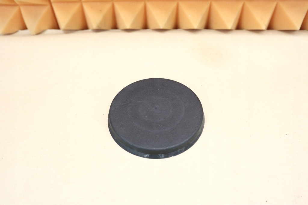 фото №1, Mercedes slk 171 r171 заглушка кришка захист амортизатора 1713230038