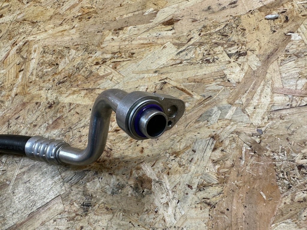 фото №8, Mercedes w177 шланг кондиционера 1.5 d