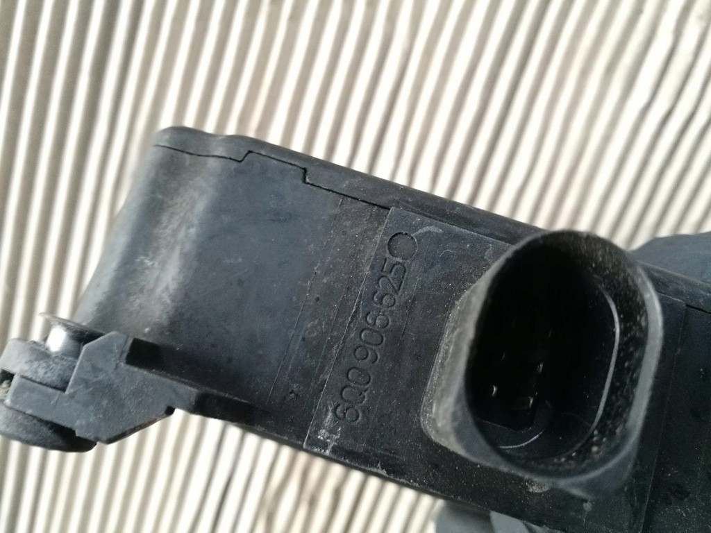 фото №6, Клапан електромагнітний вакууму audi vw