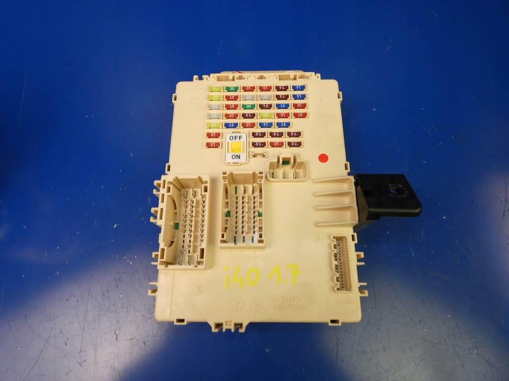 фото №1, Hyundai i40 коробка запобіжників модуль