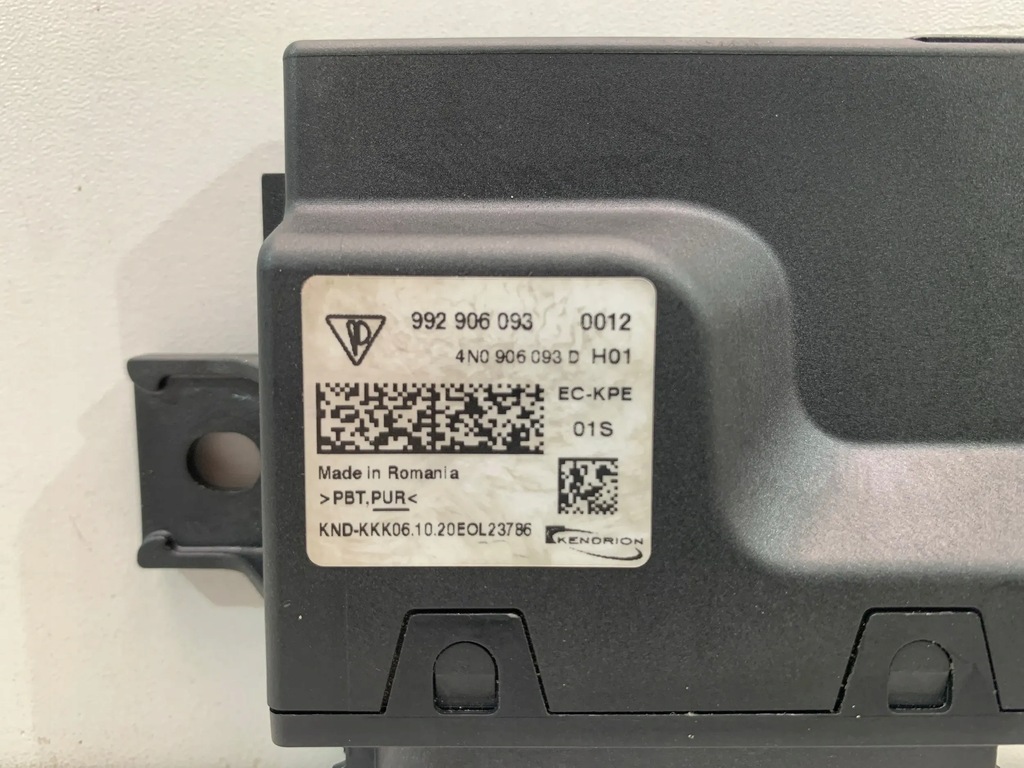 фото №5, Porsche 911 992 блок управления модуль насоса топлива 992906093