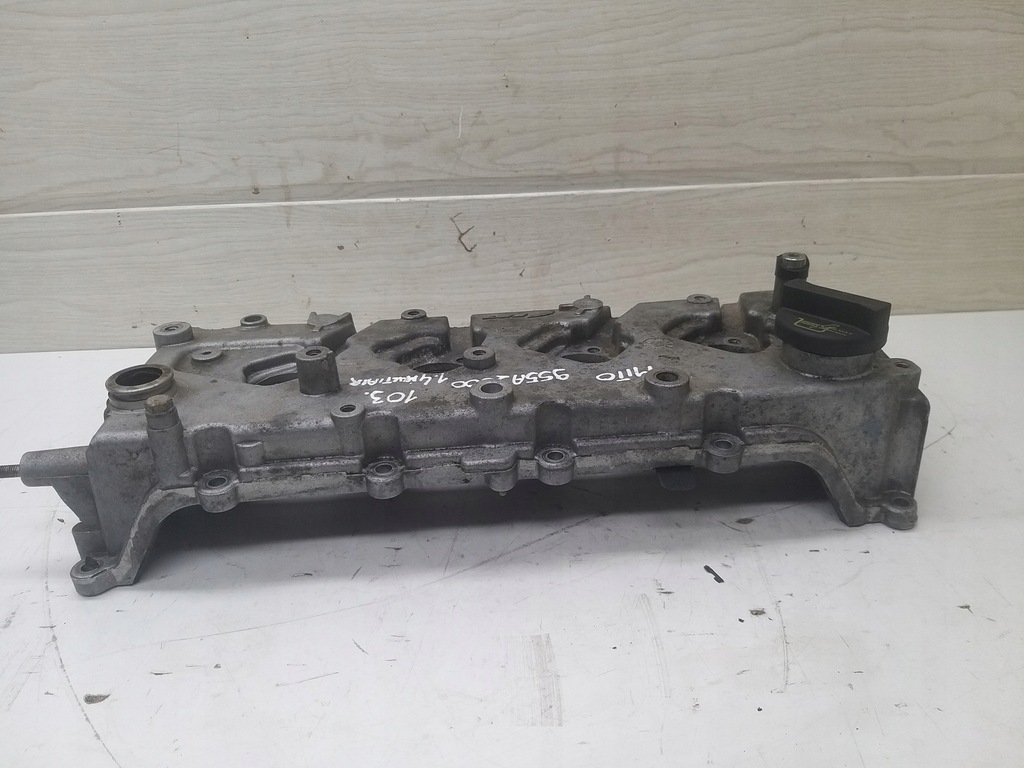 фото №9, Крышка клапанов 1.4 t-jet multiair alfa mito giulietta 955a2000 f1122a1