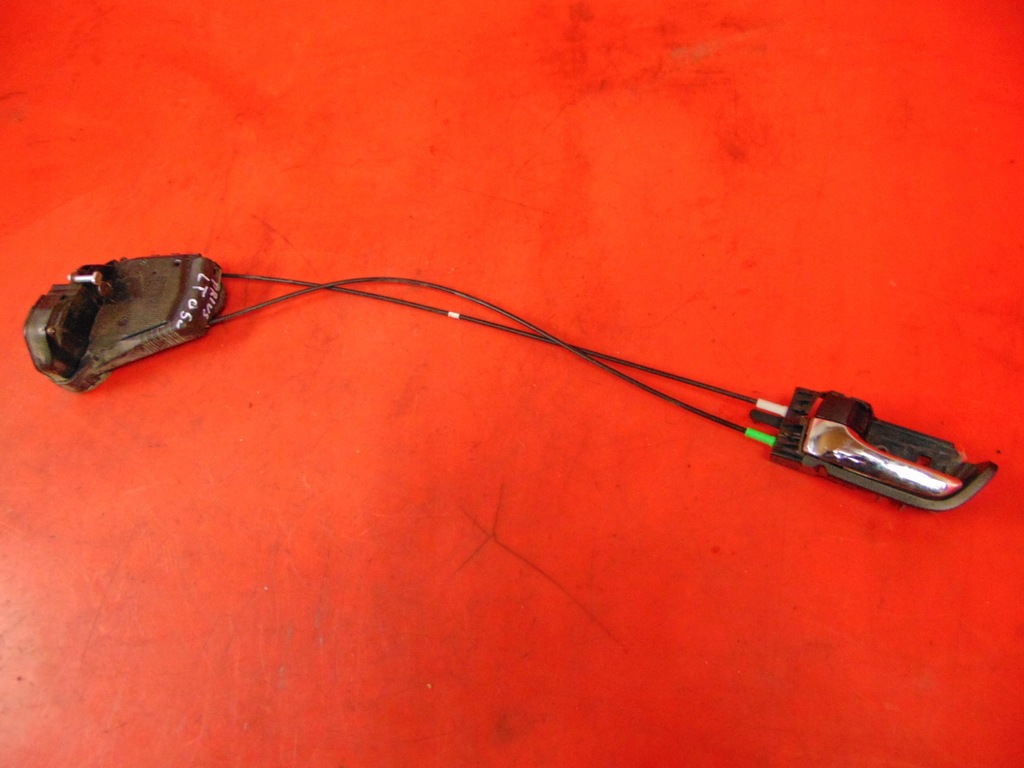 фото №1, Toyota prius 2 ii w20 замок дверь левый задняя 2 pin